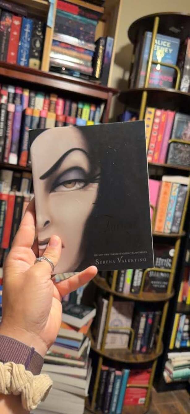 Fairest by Serena Valentino Book